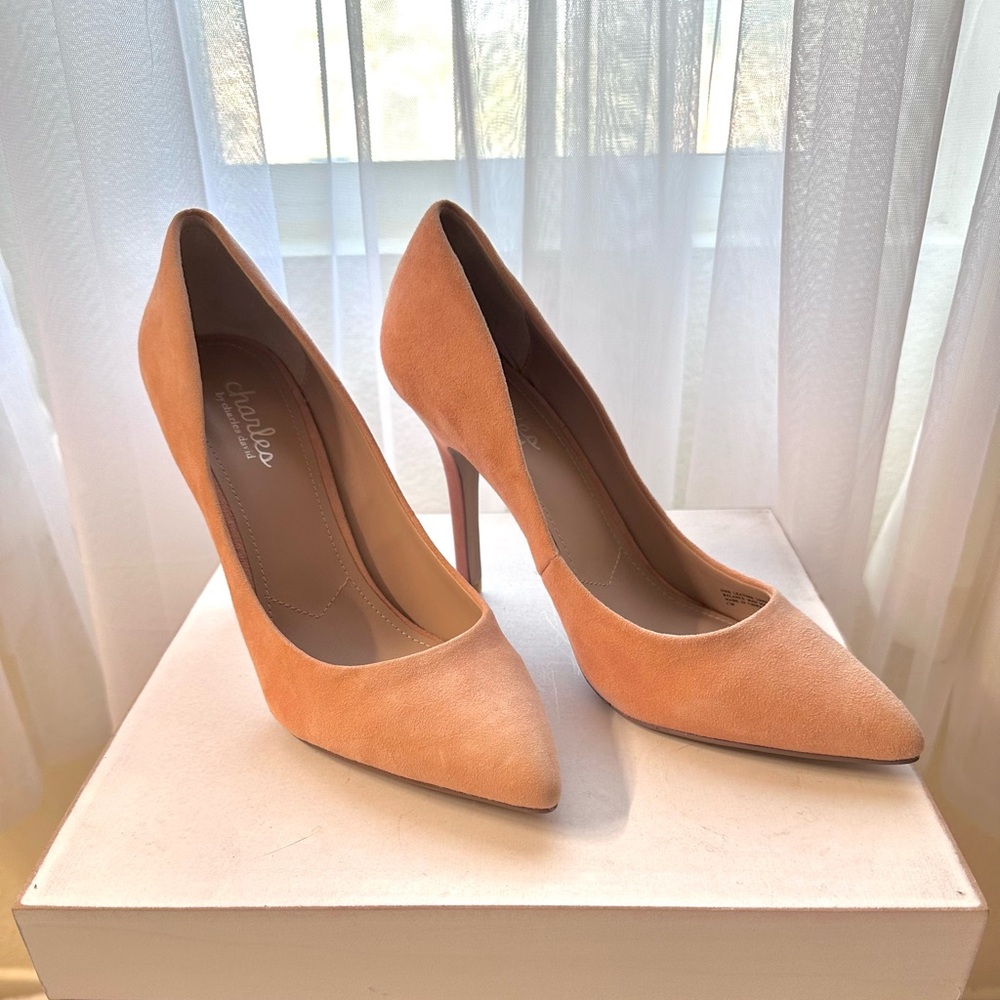 Charles David Nude Suede Heels
